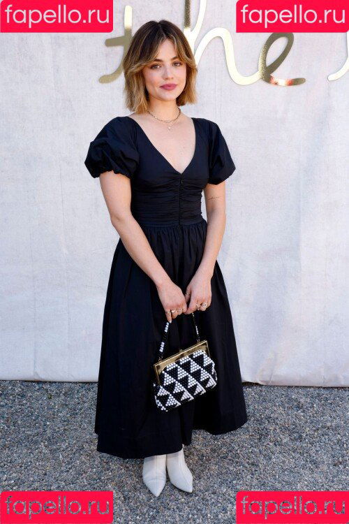 Lucy Hale Onlyfans Photo Gallery 