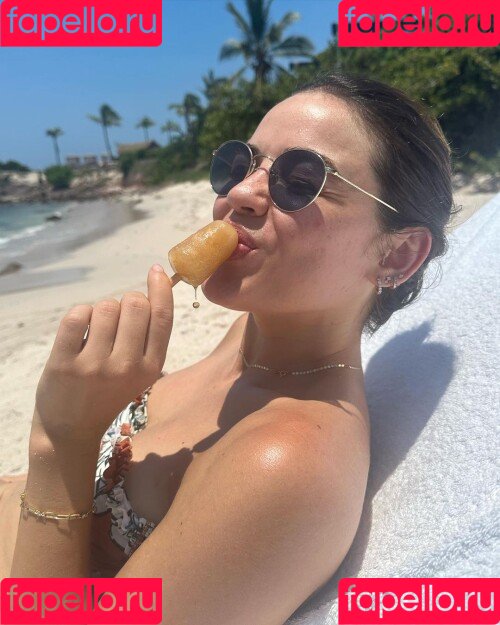 Lucy Hale Onlyfans Photo Gallery 