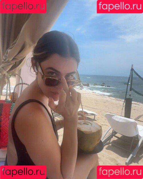 Lucy Hale Onlyfans Photo Gallery 