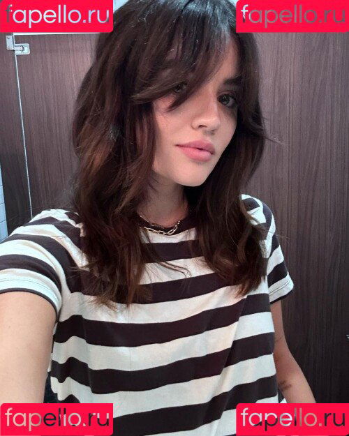 Lucy Hale Onlyfans Photo Gallery 