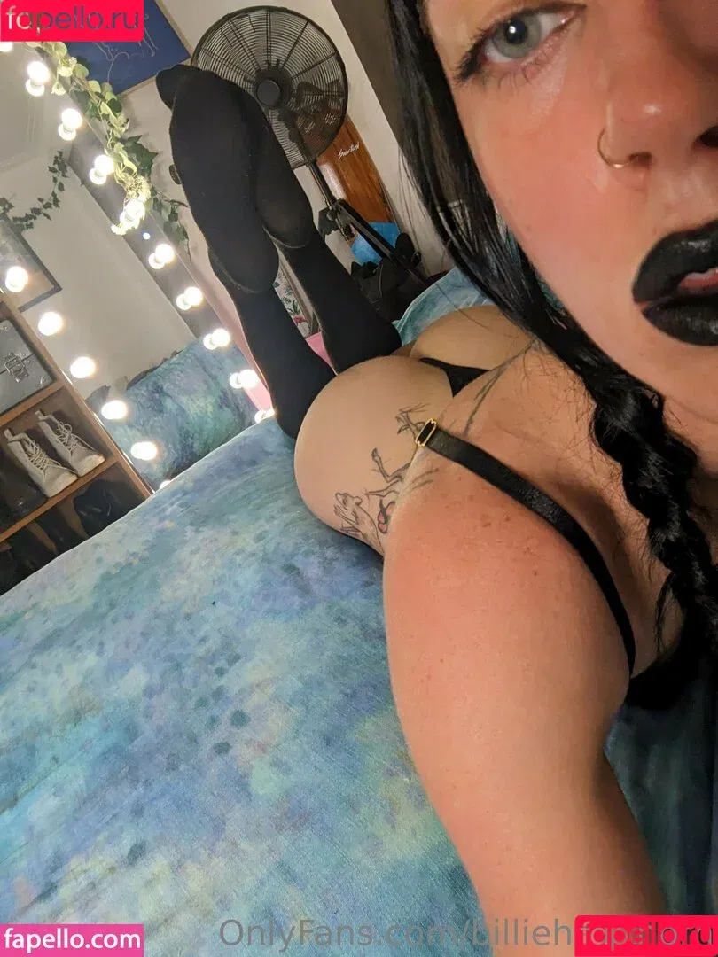 billiehawthorn / billiehawthorne Onlyfans Photo Gallery 