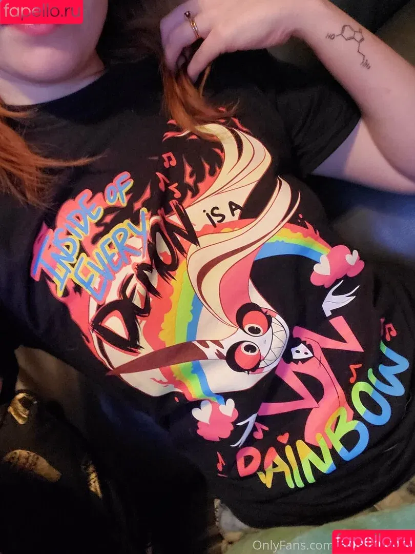 flow3r_kitt3n / littl3_flow3r_kitt3n Onlyfans Photo Gallery 