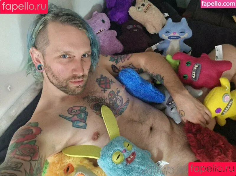 blondieblue22 / blondnblue222 Onlyfans Photo Gallery 