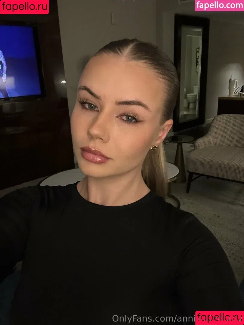 annika.fedorov Onlyfans Photo Gallery 