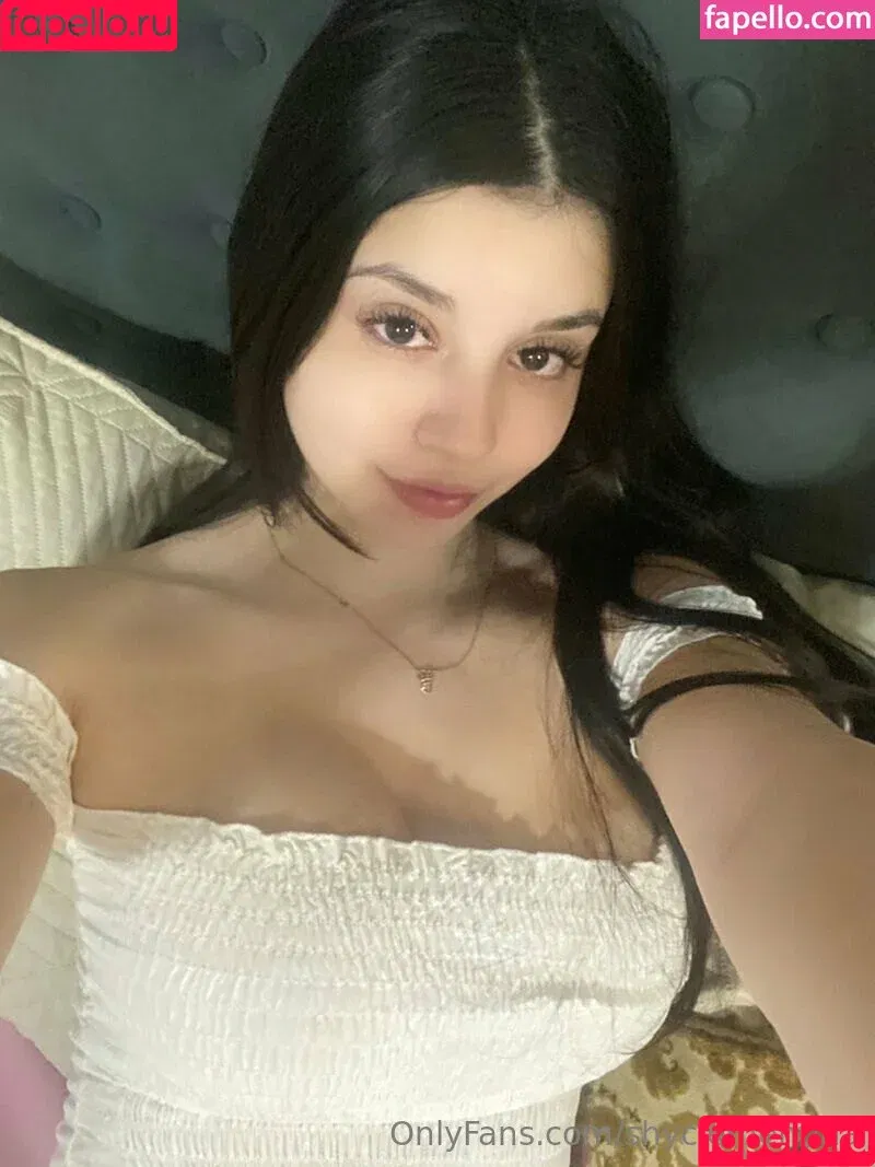 shy.clementine / shyclementina Onlyfans Photo Gallery 