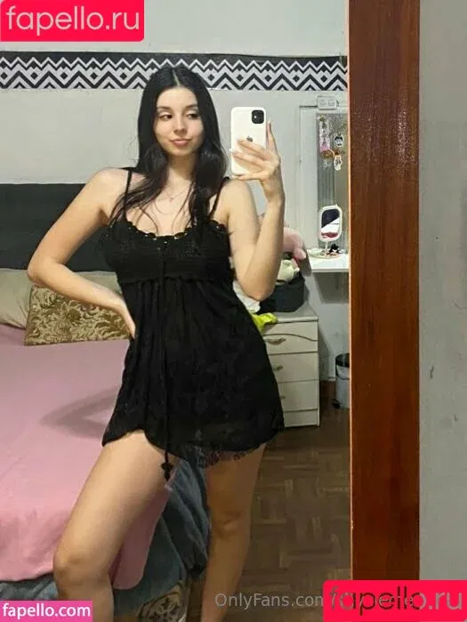 shy.clementine / shyclementina Onlyfans Photo Gallery 