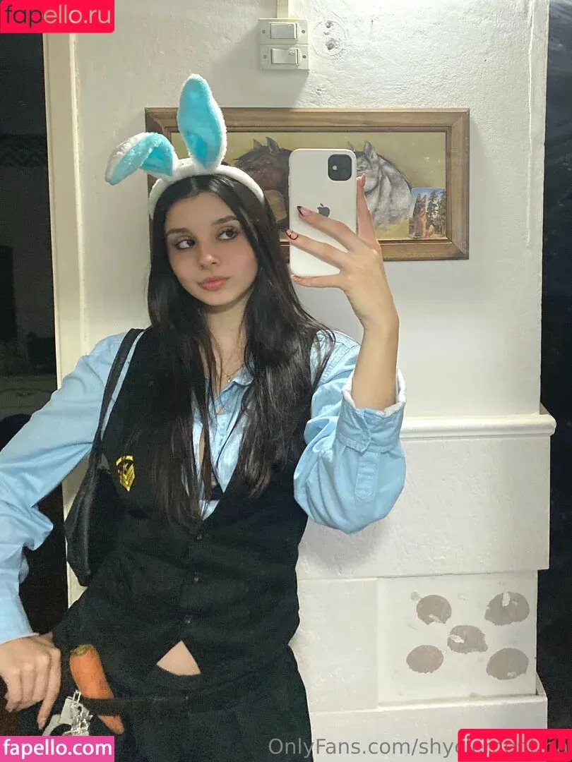 shy.clementine / shyclementina Onlyfans Photo Gallery 