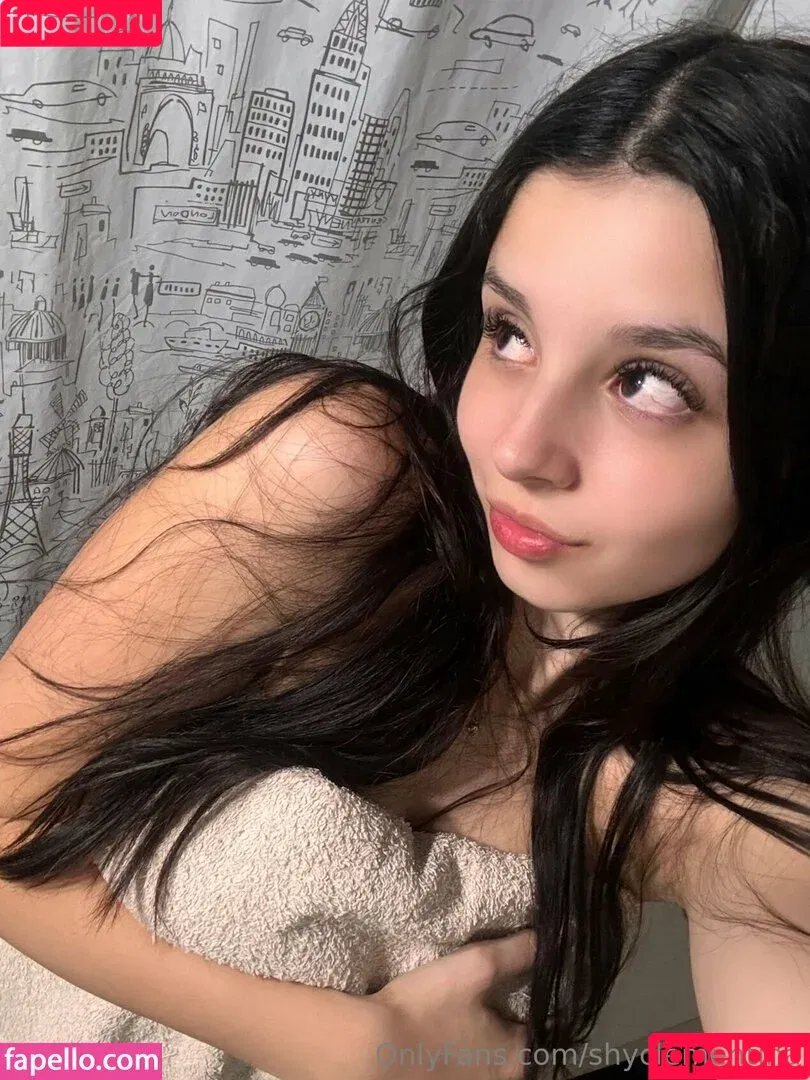 shy.clementine / shyclementina Onlyfans Photo Gallery 