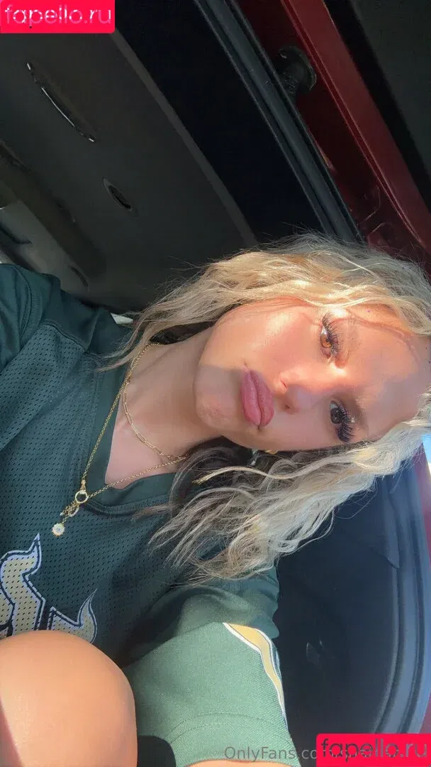 Shainablue / shainablueee Onlyfans Photo Gallery 