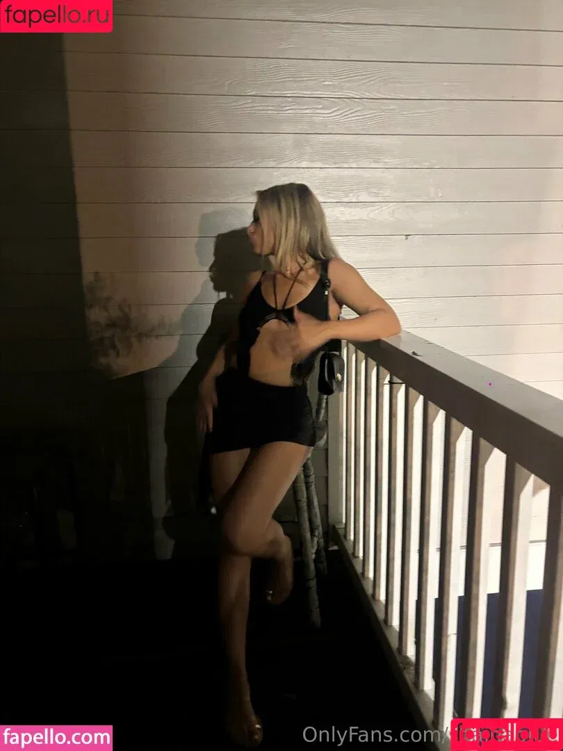 Shainablue / shainablueee Onlyfans Photo Gallery 