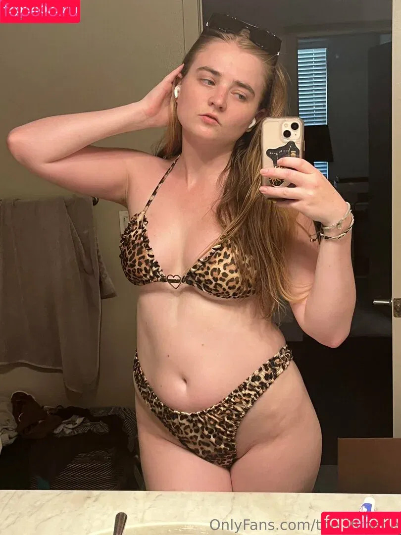 its_ilybabe / the_ilybabe Onlyfans Photo Gallery 