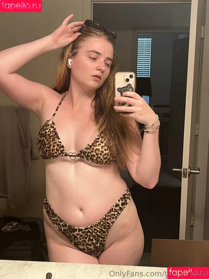 its_ilybabe / the_ilybabe Onlyfans Photo Gallery 