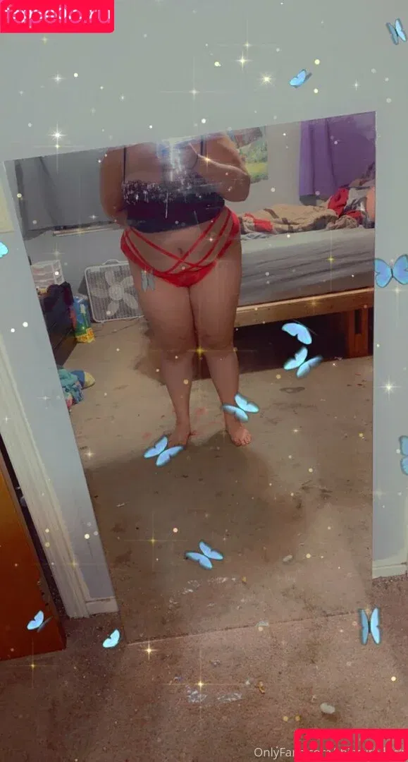 hellotitty420_ / thicctitty420 Onlyfans Photo Gallery 