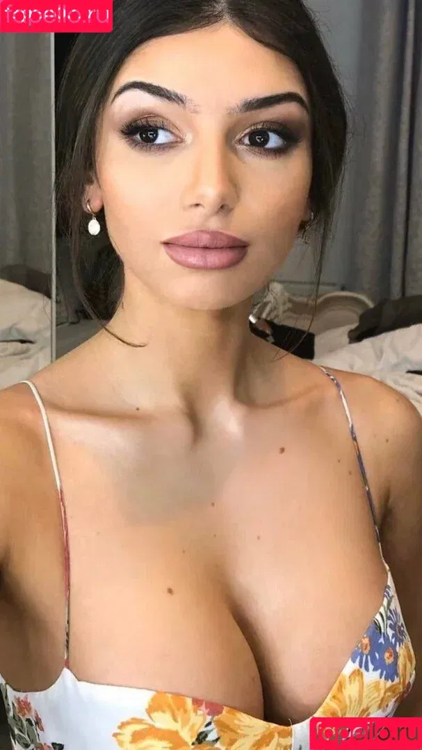 Mimi Keene / mimikeene3 Onlyfans Photo Gallery 