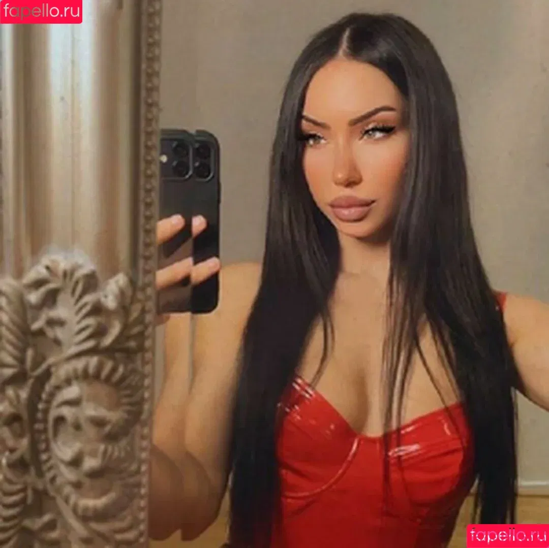 Savage Galri / savage.galr / savage.galri Onlyfans Photo Gallery 