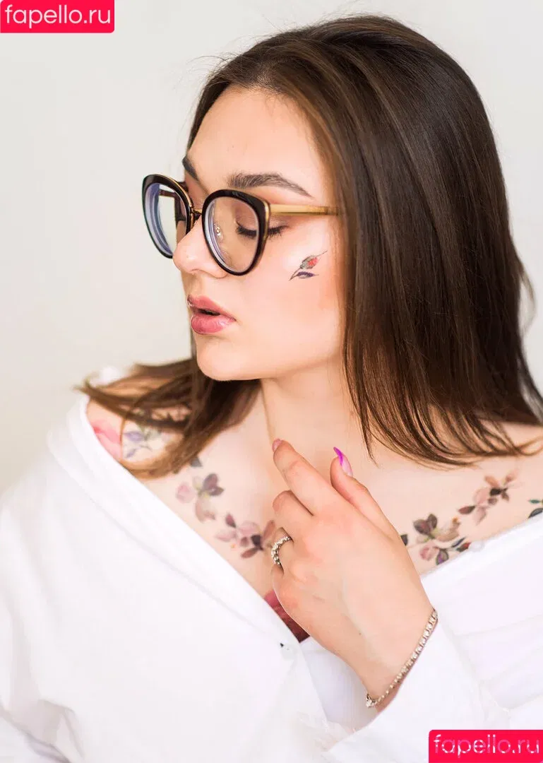 devil_flowers Onlyfans Photo Gallery 