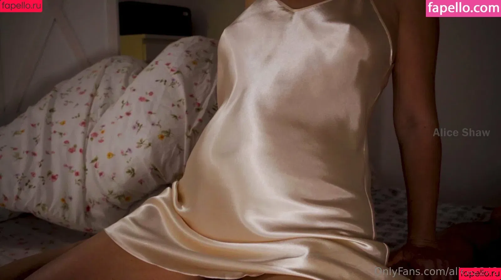 alice2242 Onlyfans Photo Gallery 