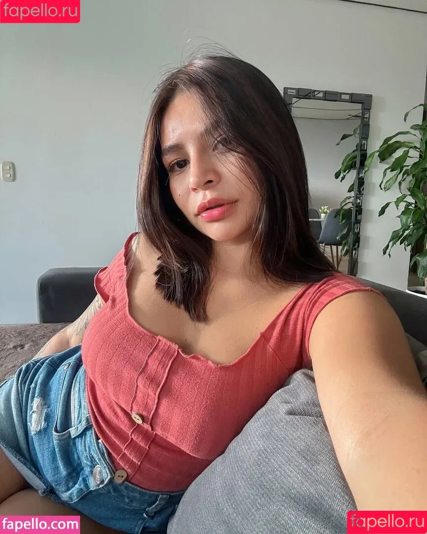 ANNITA_DOL / annitadolce / emelydolce Onlyfans Photo Gallery 