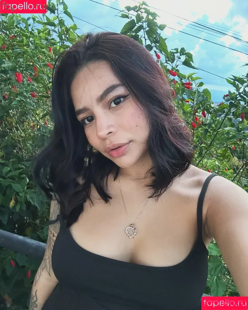 ANNITA_DOL / annitadolce / emelydolce Onlyfans Photo Gallery 