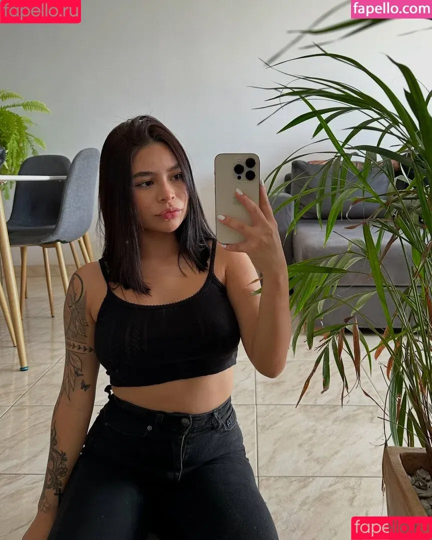 ANNITA_DOL / annitadolce / emelydolce Onlyfans Photo Gallery 