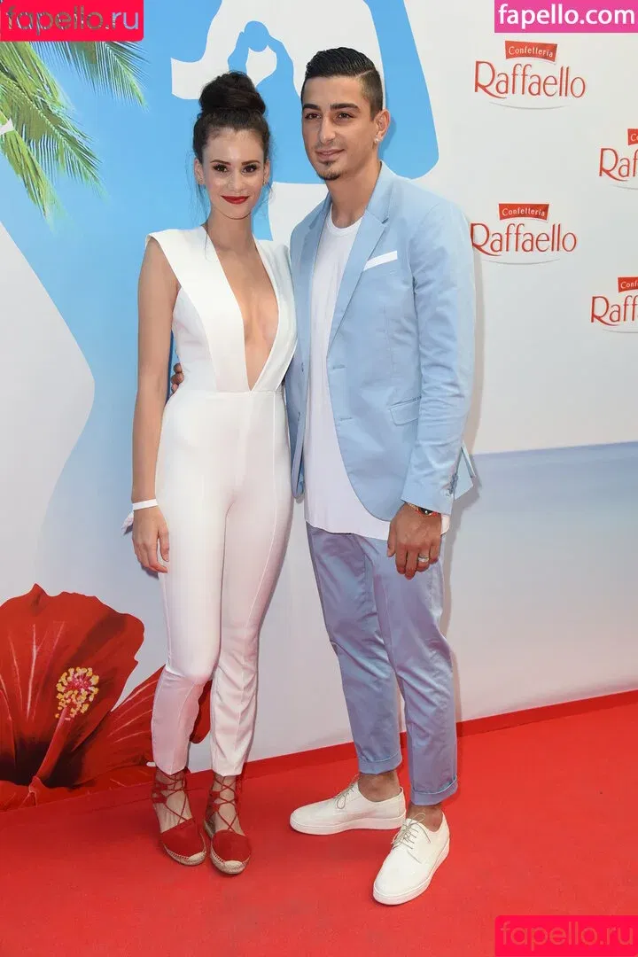 Betty Taube / Betty.Topmodel.2014 / bettytaube / bettytaubee Onlyfans Photo Gallery 