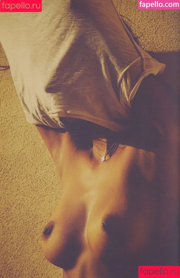 Lais Ribeiro / LaisRibeiro.Official / Lalaribeiro16 / girib / laisribeiro Onlyfans Photo Gallery 