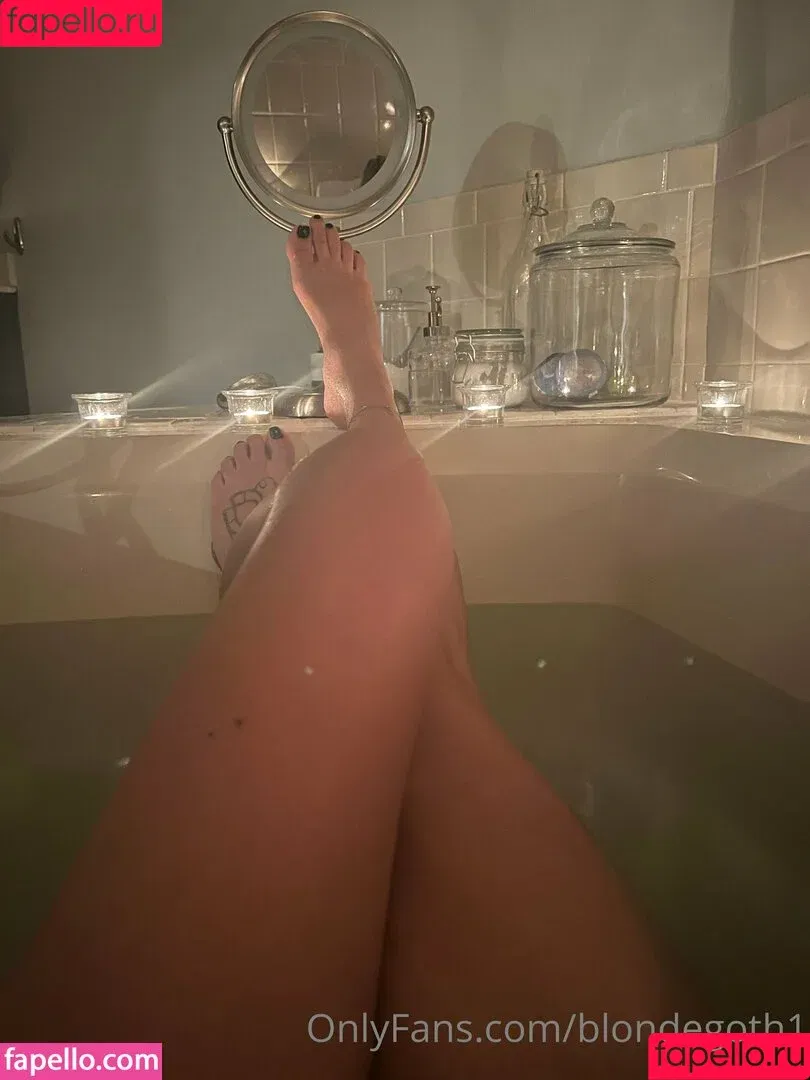 Blondegoth1 Onlyfans Photo Gallery 