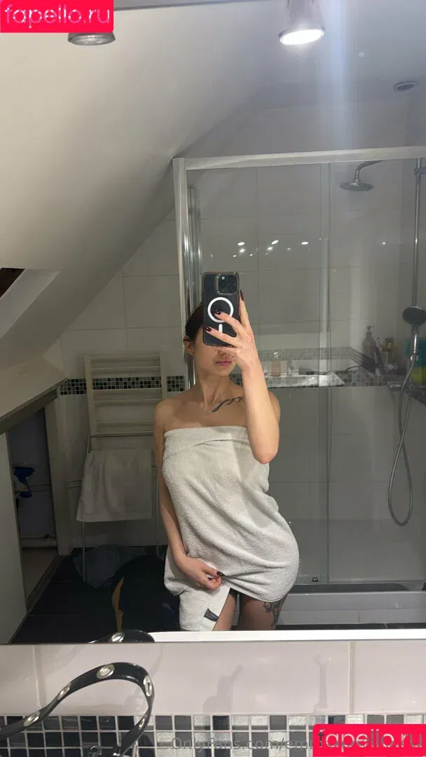 emmasauvages / emmasauvagesof Onlyfans Photo Gallery 