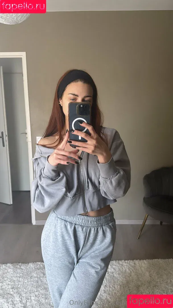 emmasauvages / emmasauvagesof Onlyfans Photo Gallery 