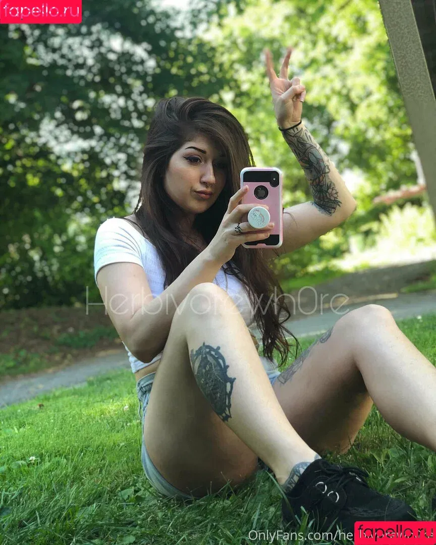 theashleyrose / theashleyrose__ Onlyfans Photo Gallery 