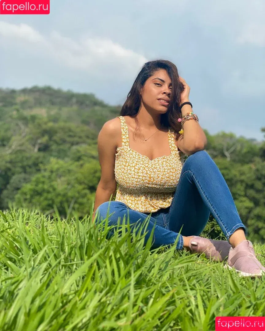 Karen Garcia / Karengarciaalf / karengarcia9 Onlyfans Photo Gallery 