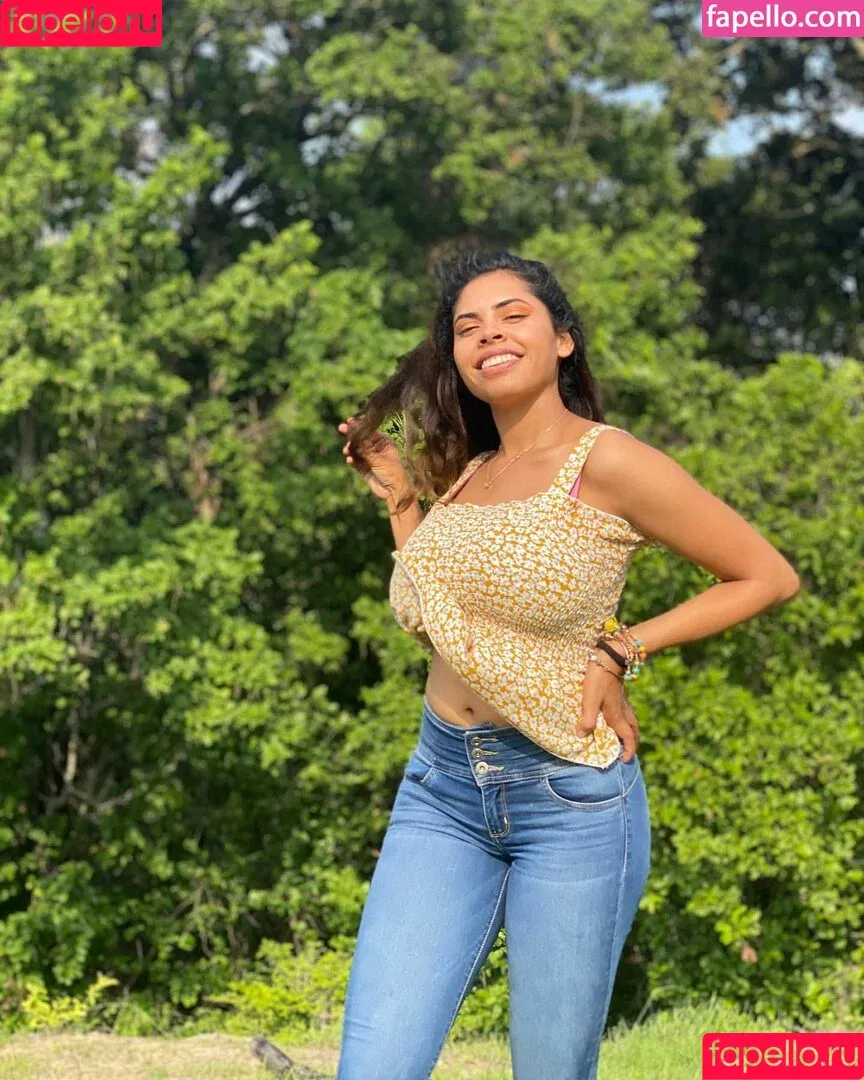 Karen Garcia / Karengarciaalf / karengarcia9 Onlyfans Photo Gallery 