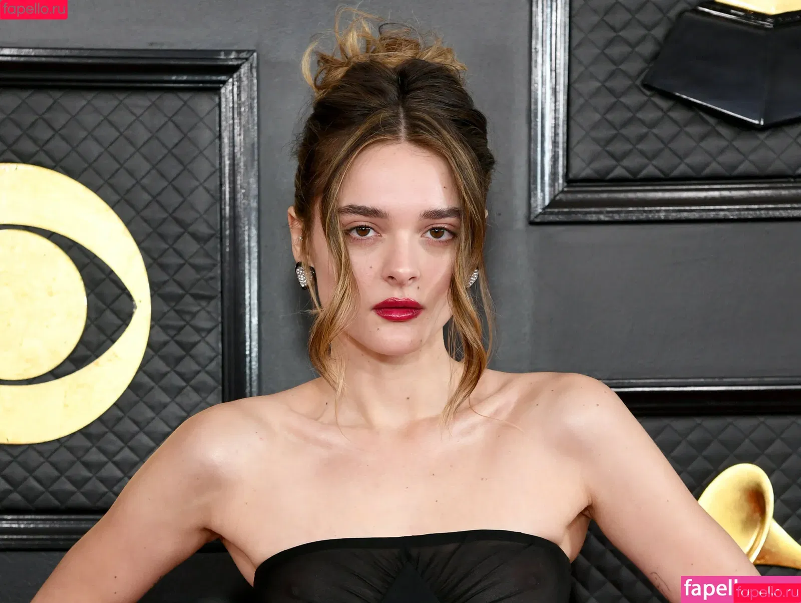 Charlotte Lawrence / charlottelawr / charlotteslawrence Onlyfans Photo Gallery 