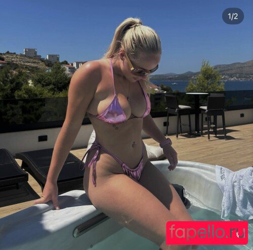 Charlotte Lawrence Nude Onlyfans Photo 4