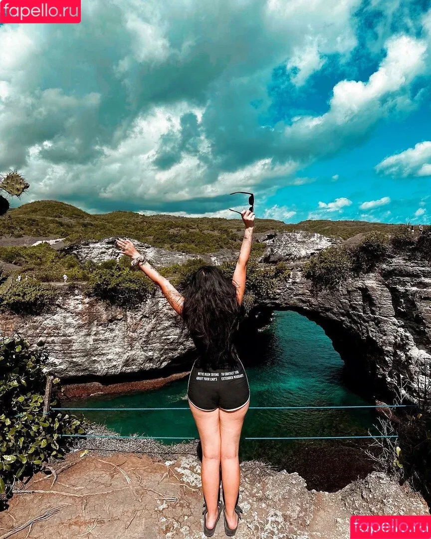 Madison Sinclair / maddsinclair / madisonsinclair Onlyfans Photo Gallery 