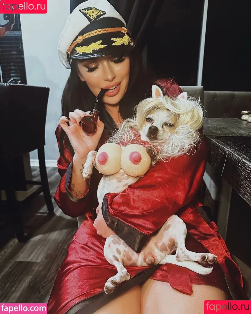 Madison Sinclair / maddsinclair / madisonsinclair Onlyfans Photo Gallery 