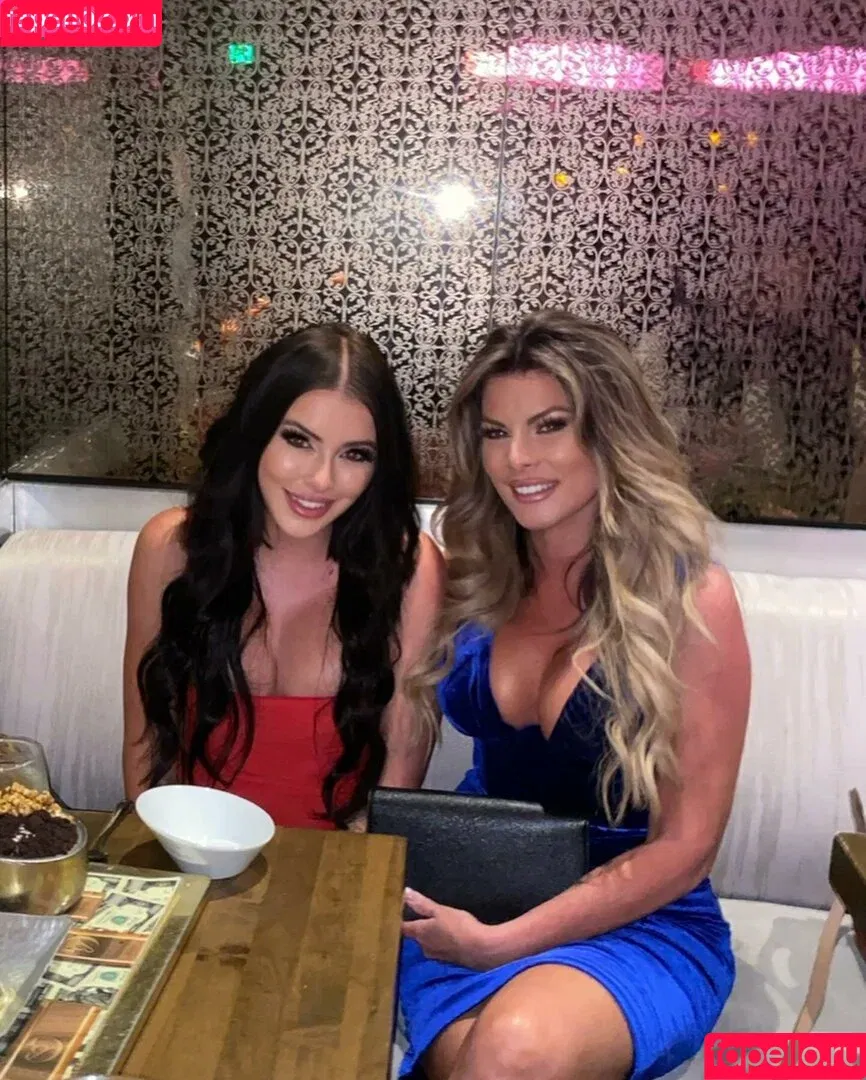 Madison Sinclair / maddsinclair / madisonsinclair Onlyfans Photo Gallery 