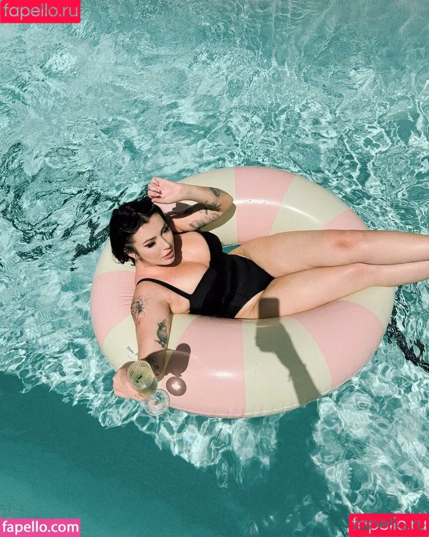 Madison Sinclair / maddsinclair / madisonsinclair Onlyfans Photo Gallery 