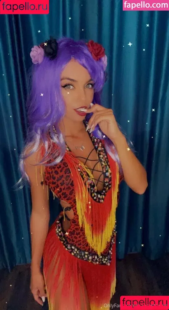 hereisssophie / sophiestorms Onlyfans Photo Gallery 