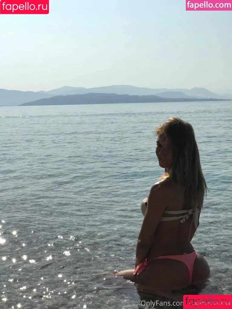 hereisssophie / sophiestorms Onlyfans Photo Gallery 