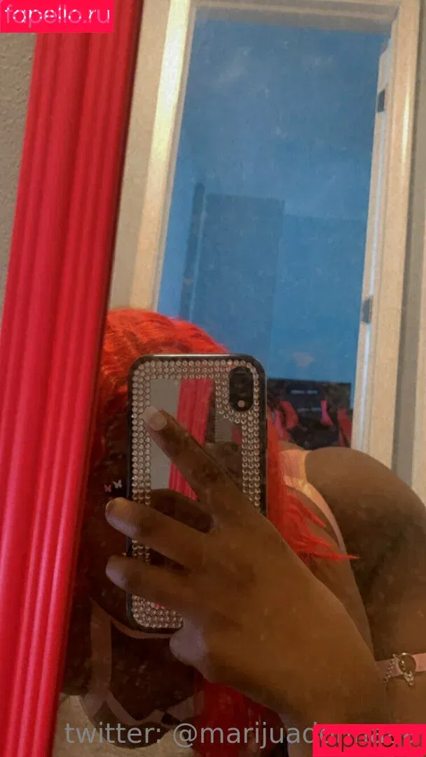 mochi.ansher / spoiledmochi Onlyfans Photo Gallery 