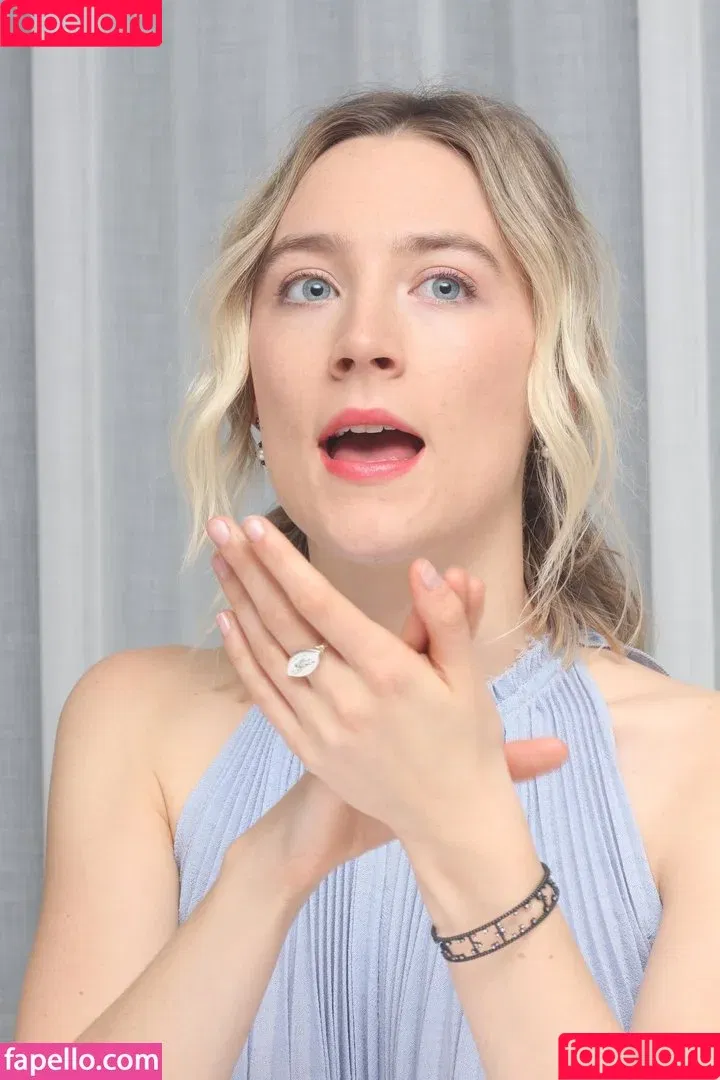 Saoirse Ronan / ronan.saoirse Onlyfans Photo Gallery 
