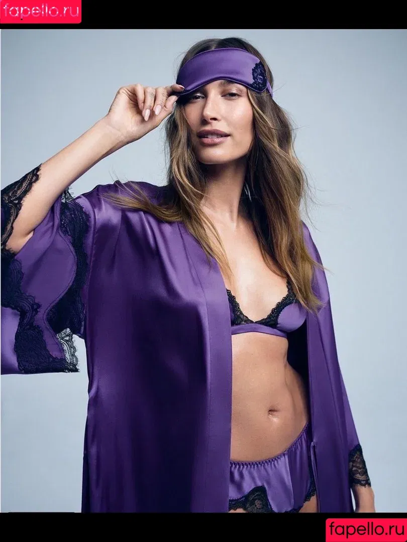 Hailey Bieber / baldwin / haileeybear / haileybieber Onlyfans Photo Gallery 