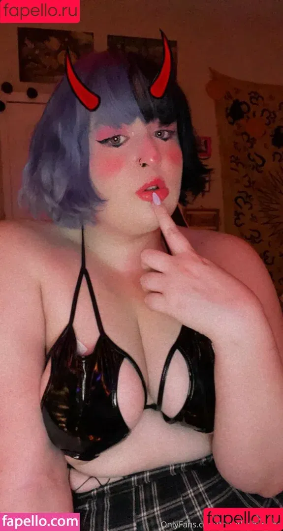 kducketts__ / thiccthighkenzie Onlyfans Photo Gallery 