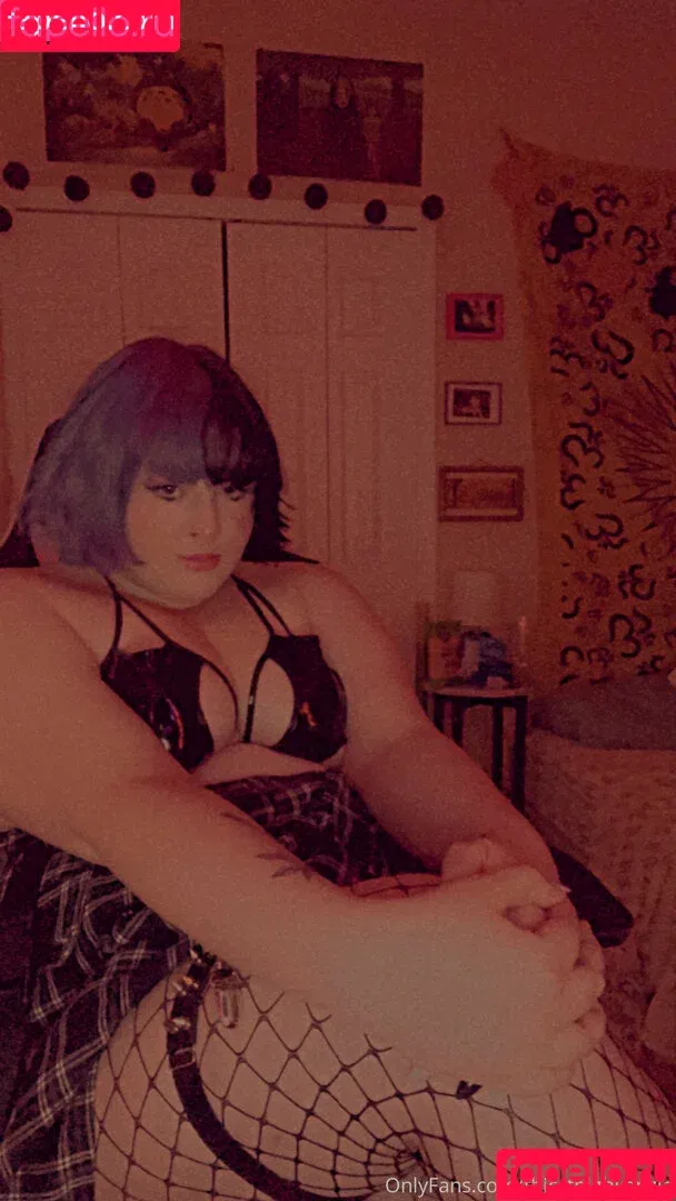 kducketts__ / thiccthighkenzie Onlyfans Photo Gallery 