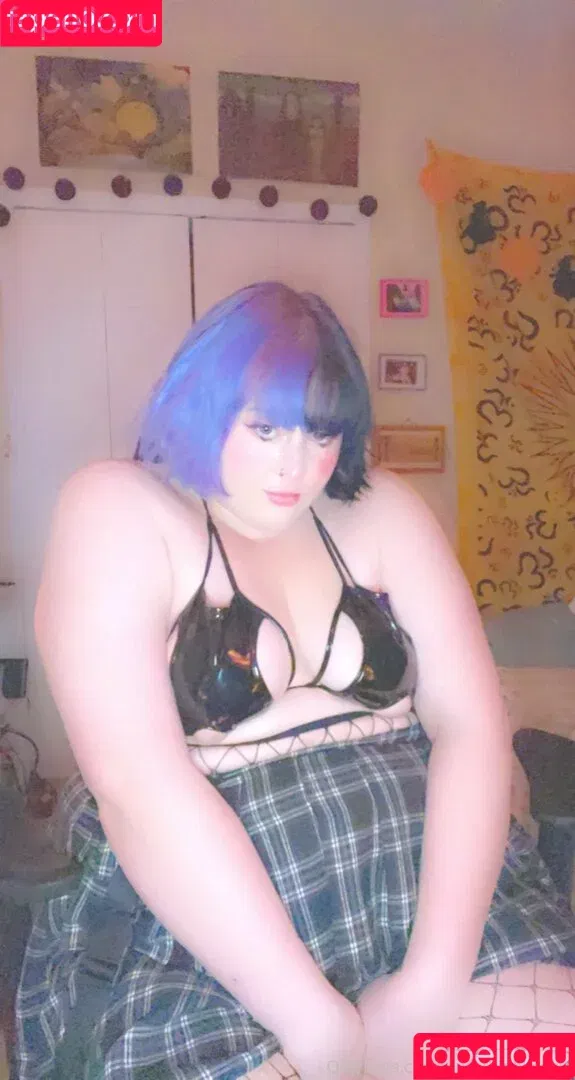 kducketts__ / thiccthighkenzie Onlyfans Photo Gallery 