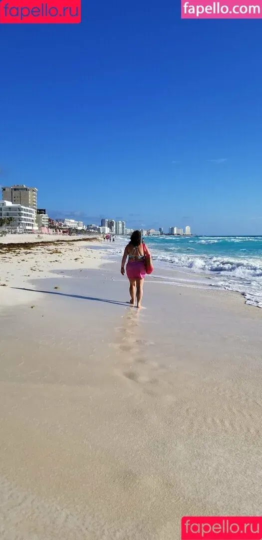 hungarianhottie / tophungariangirls Onlyfans Photo Gallery 