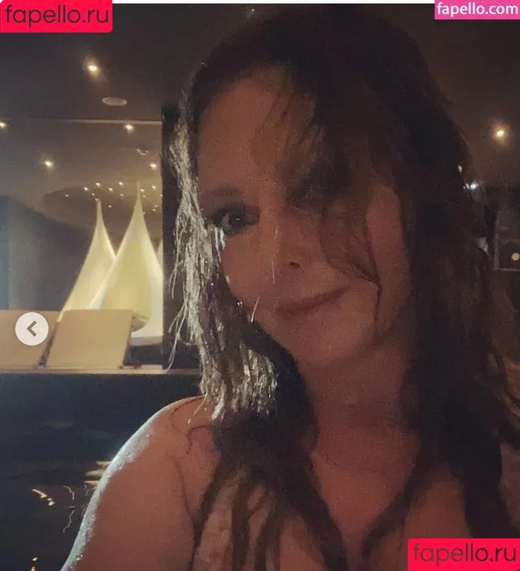 Carol Vorderman / carolvorders Onlyfans Photo Gallery 