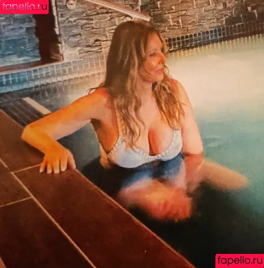 Carol Vorderman / carolvorders Onlyfans Photo Gallery 
