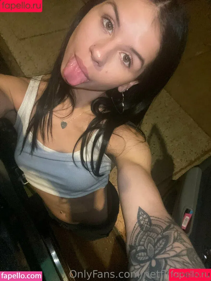 elizabethsnyder / lizzysnyder18 Onlyfans Photo Gallery 